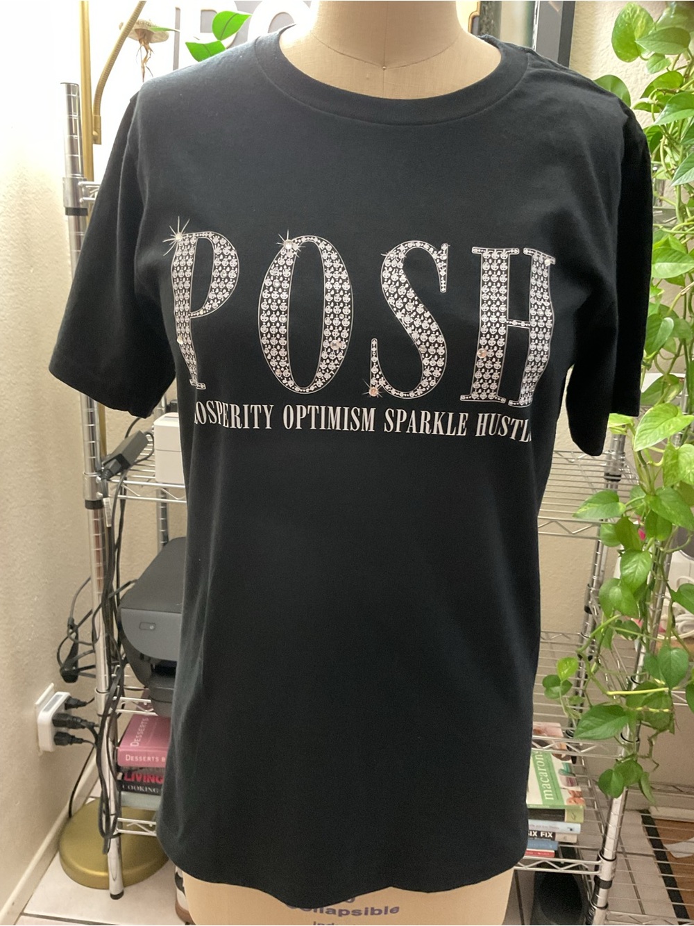 PoshperiTEE - Picture 4 of 5